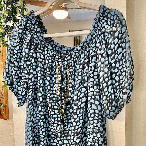 Moda International Animal Print Peasant Embellished Blouse Women’s Medium - Picture 10 of 13